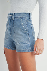 Utility pocket High Rise Short in Light Denim