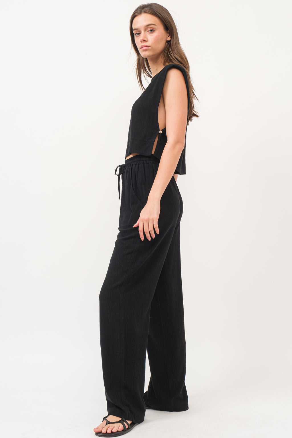 The Strand Linen Two Piece Set in Black