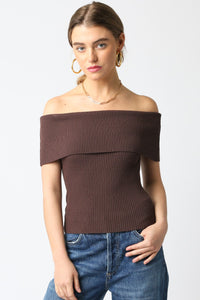 Off Shoulder Fitted Top In Chocolate