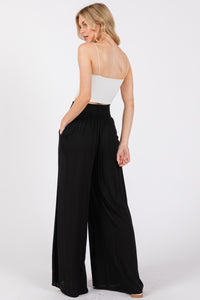 Wide Leg Smocked Waist Pant in Black