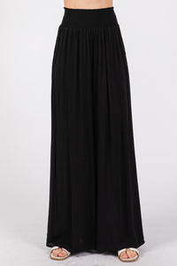 Wide Leg Smocked Waist Pant in Black