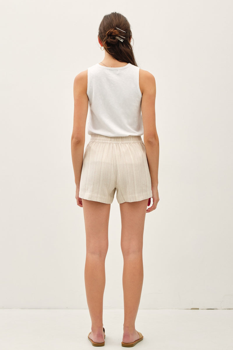Boardwalk textered Stripe Short in Neutral
