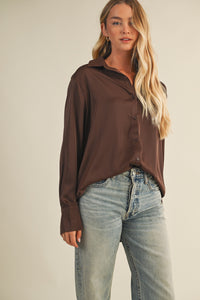 Silky Button Down Top In Chocolate