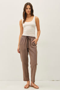 Tappered Crop Pant in Cocoa