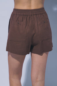 Classic Linen Shorts in Chocolate