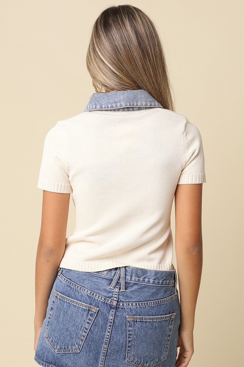 Contrast denim Collar Crop Top in Ivory