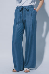 Drawstring Chambray Pants in Blue