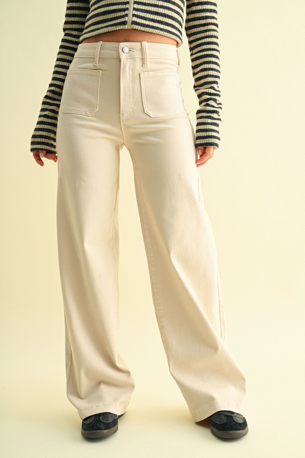 Patch Pocket Jeans in Dark Ecru