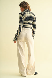 Patch Pocket Jeans in Dark Ecru