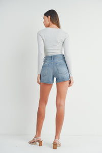 Utility pocket High Rise Short in Light Denim
