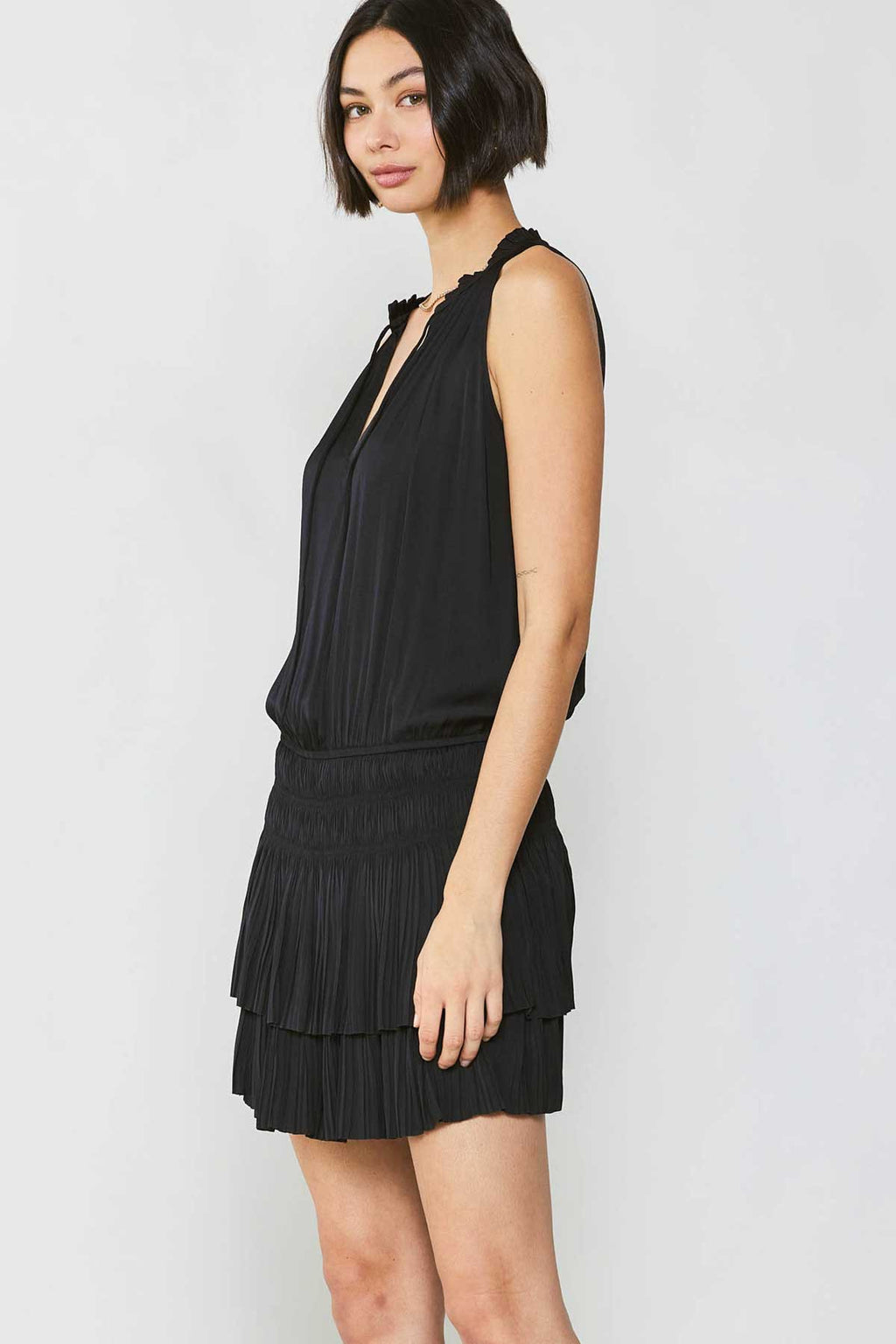Francesca Drop Waist Sleeveless Mini Dress in Black