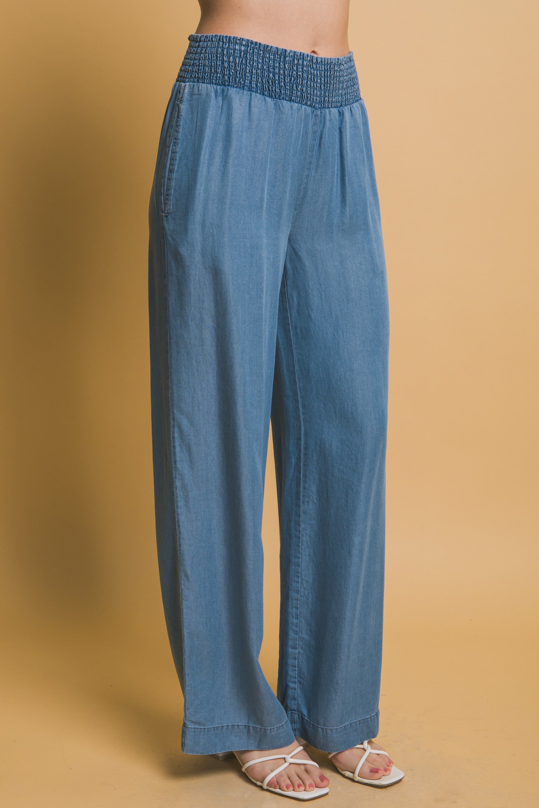 Wide Leg Tencel Pant